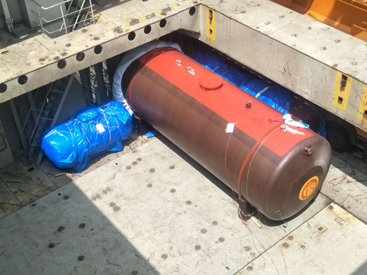 儲(chǔ)油罐 儲(chǔ)油罐